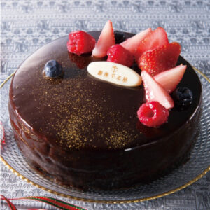 ベリーのチョコレートケーキ